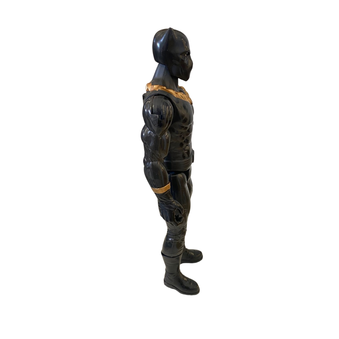 Figura Pantera Negra Erik Killmonger Titan Hero - Hasbro - Imagem 4
